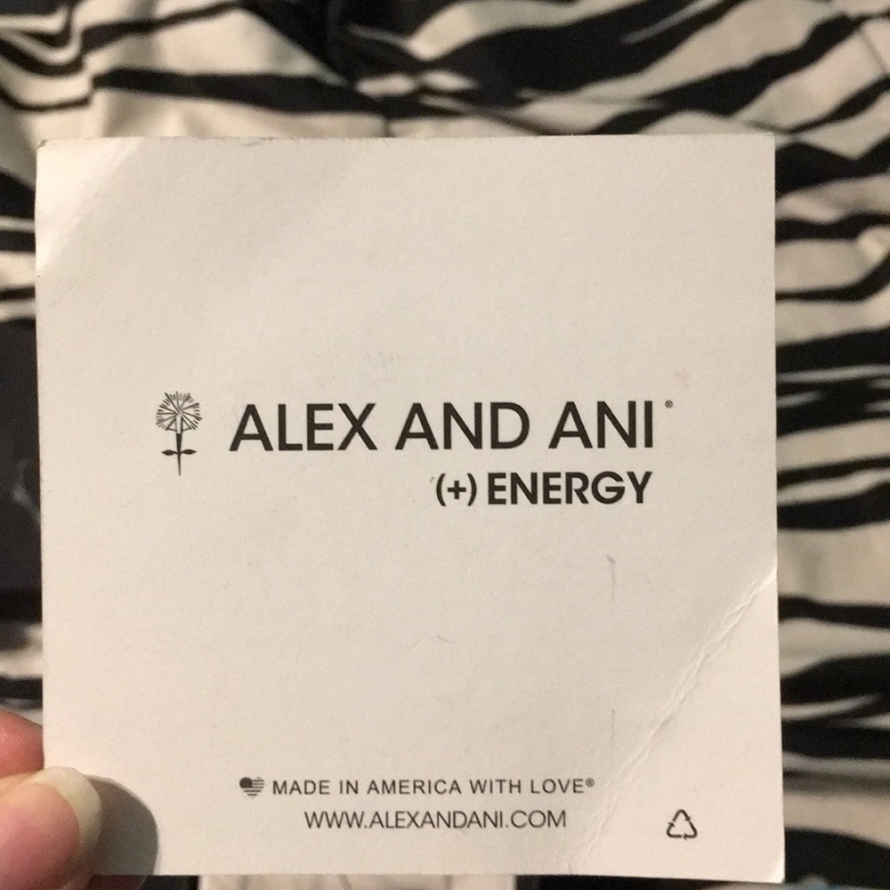 A blue Alex and Ani bracelet. - Picture 4 of 4